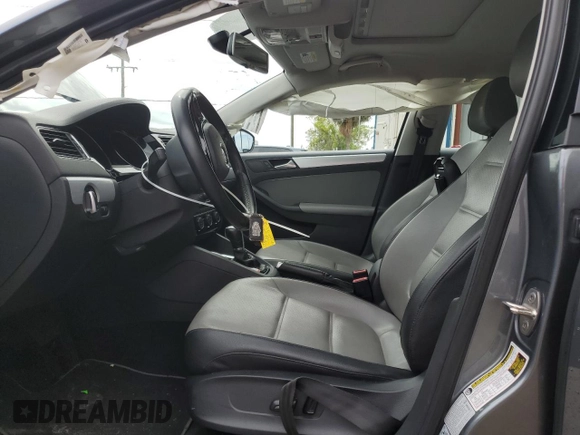 2015 Volkswagen Jetta Sedan Hybrid SEL Premium with VIN 3VW637AJ0FM314252, listed as a Copart auction lot 45937674 with 89,847 mi miles. Bid and sale history available at carsss.com. Image 7.