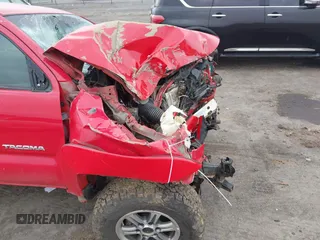 2006 Toyota Tacoma z VIN 5TELU42N66Z311166, wystawiony jako IAAI lot #41520995 z przebiegiem Nie podano mil oraz . Historia ofert i sprzedaży dostępna na DreamBid. Obrazek 6.