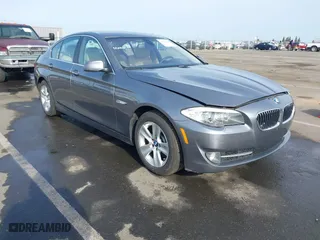 2012 BMW 5 Series 528i with VIN WBAXG5C53CDX04248, listed as a IAAI auction lot 42004099 with 197,776 mi miles. Bid and sale history available at carsss.com. Image 1.