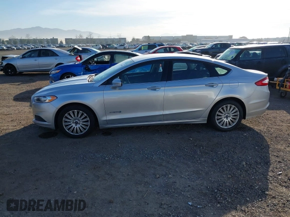 2014 Ford Fusion SE Hybrid with VIN 3FA6P0LU4ER206343, listed as a IAAI auction lot 41600260 with 198,834 mi miles and . Bid and sale history available at DreamBid. Image 14.