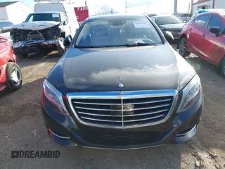 2014 Mercedes-Benz S-Class S 550 with VIN WDDUG8CB8EA043744, listed as a IAAI auction lot 41247182 with 97,163 mi miles. Bid and sale history available at carsss.com. Image 12.