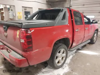 2012 Chevrolet Avalanche LS with VIN 3GNTKEE75CG284999, listed as a IAAI auction lot 41441903 with 232,066 mi miles. Bid and sale history available at carsss.com. Image 4.