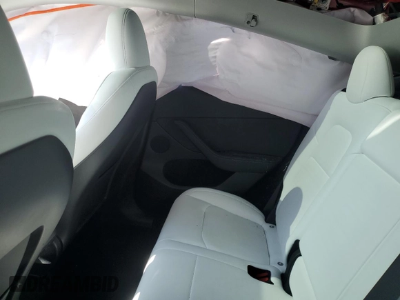 2024 Tesla Model Y Long Range с VIN 7SAYGDEE0RF084798, выставлен на аукционе Copart как лот 45742835 с пробегом Не указан миль и Списание • Salvage title. История ставок и продаж доступна на DreamBid. Изображение 10.