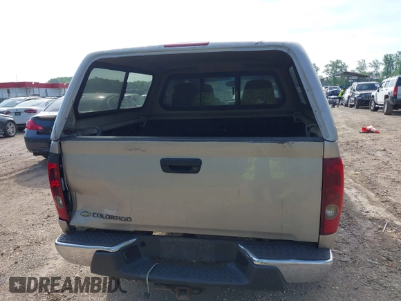 2006 Chevrolet Colorado LT w/2LT with VIN 1GCDT136468160374, listed as a IAAI auction lot 42179902 with 246,520 mi miles. Bid and sale history available at carsss.com. Image 6.