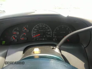 1997 Ford F-150 XL с VIN 1FTDX18W8VNB58690, выставлен на аукционе IAAI как лот 33200942 с пробегом 234 870 миль миль и . История ставок и продаж доступна на DreamBid. Изображение 7.