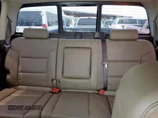 2019 Chevrolet Silverado 3500HD LTZ z VIN 1GC4KXEYXKF162334, wystawiony jako Copart lot #57186785 z przebiegiem 129 564 mil mil oraz Szkoda całkowita • Salvage title. Historia ofert i sprzedaży dostępna na DreamBid. Obrazek 10.