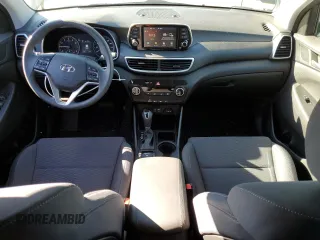 2020 Hyundai Tucson SE z VIN KM8J2CA44LU233311, wystawiony jako Copart lot #47840735 z przebiegiem 9 273 mil mil oraz Nie do naprawy • Non repairable. Historia ofert i sprzedaży dostępna na DreamBid. Obrazek 8.
