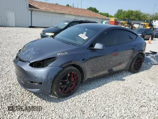 2022 Tesla Model Y Performance z VIN 7SAYGDEF0NF524165, wystawiony jako Copart lot #58404665 z przebiegiem 36 683 mil mil oraz Szkoda całkowita • Salvage title. Historia ofert i sprzedaży dostępna na DreamBid. Obrazek 1.