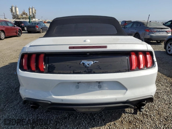 2018 Ford Mustang EcoBoost Premium with VIN 1FATP8UH8J5166333, listed as a Copart auction lot 61604405 with 91,338 mi miles and Salvage title. Bid and sale history available at DreamBid. Image 6.