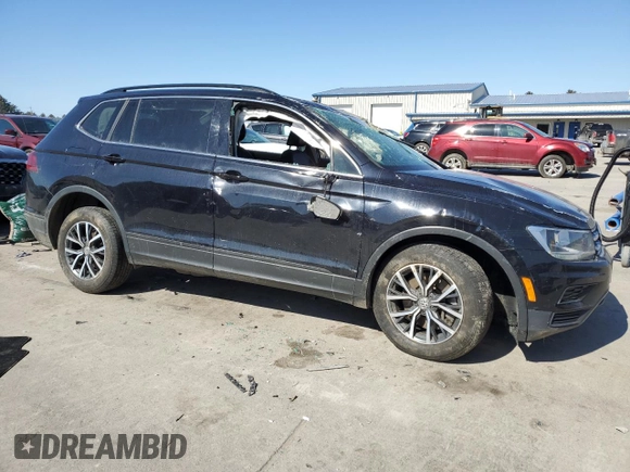 2019 Volkswagen Tiguan SE with VIN 3VV2B7AX7KM053027, listed as a Copart auction lot 48561225 with 67,459 mi miles and Salvage Title. Bid and sale history available at DreamBid. Image 4.