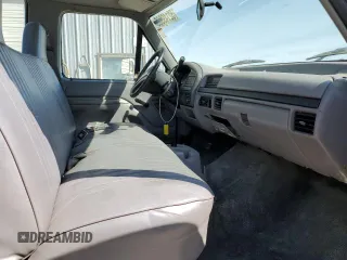 1996 Ford F-250 with VIN 2FTHF25H6TCA54802, listed as a Copart auction lot 52149905 with 71,928 mi miles and Salvage Title. Bid and sale history available at carsss.com. Image 10.
