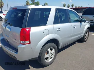 2007 Saturn VUE V6 z VIN 5GZCZ53447S833571, wystawiony jako IAAI lot #42140126 z przebiegiem 159 587 mil mil oraz . Historia ofert i sprzedaży dostępna na DreamBid. Obrazek 4.