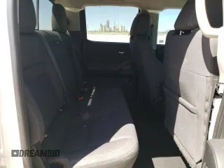 2022 Nissan Frontier SV z VIN 1N6ED1EJ4NN632105, wystawiony jako Copart lot #50126435 z przebiegiem 46 597 mil mil oraz Szkoda całkowita • Salvage title. Historia ofert i sprzedaży dostępna na DreamBid. Obrazek 10.