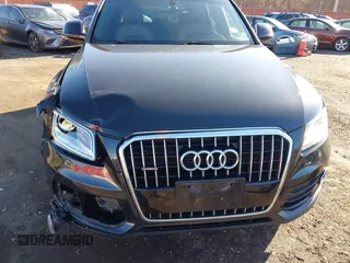 2016 Audi Q5 Premium Plus with VIN WA1L2AFP1GA045612, listed as a IAAI auction lot 41717575 with 130,442 mi miles. Bid and sale history available at carsss.com. Image 18.