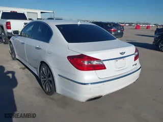 2014 Hyundai Genesis 5.0L R-Spec with VIN KMHGC4DH4EU264721, listed as a IAAI auction lot 41739482 with 120,452 mi miles. Bid and sale history available at carsss.com. Image 3.