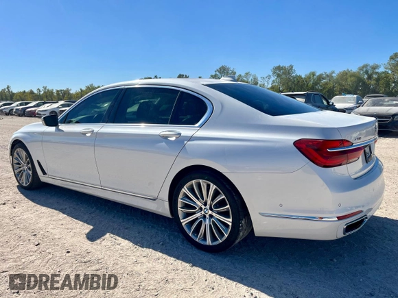 2018 BMW 7 Series ALPINA B7 xDrive with VIN WBA7F2C54JG423721, listed as a Copart auction lot 81182934 with 72,629 mi miles and Salvage Title. Bid and sale history available at carsss.com. Image 2.