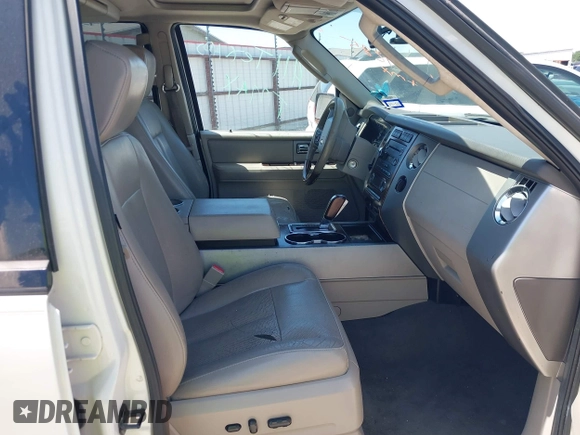2008 Ford Expedition EL Limited with VIN 1FMFK19578LA13925, listed as a IAAI auction lot 41994285 with 212,507 mi miles. Bid and sale history available at carsss.com. Image 5.