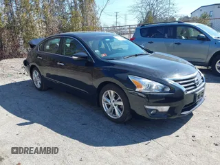 2015 Nissan Altima 2.5 z VIN 1N4AL3AP3FC134815, wystawiony jako IAAI lot #41780115 z przebiegiem 92 279 mil mil oraz . Historia ofert i sprzedaży dostępna na DreamBid. Obrazek 1.
