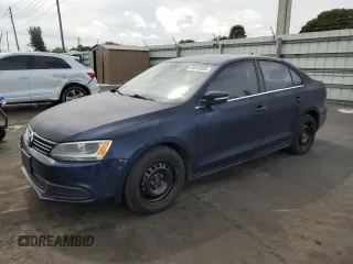 2013 Volkswagen Jetta Sedan SE with VIN 3VWDP7AJ8DM372215, listed as a Copart auction lot 45649585 with 82,274 mi miles and Clean Title. Bid and sale history available at carsss.com. Image 1.