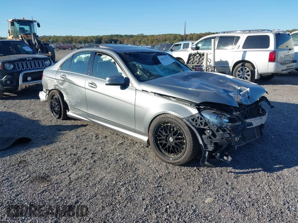 2013 Mercedes-Benz C-Class C 300 Sport with VIN WDDGF8AB3DR271993, listed as a IAAI auction lot 40632961 with 1 mi miles. Bid and sale history available at carsss.com. Image 1.
