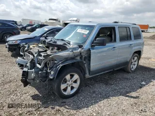 2013 Jeep Patriot Limited z VIN 1C4NJPCBXDD172012, wystawiony jako Copart lot #53901365 z przebiegiem 240 286 mil mil oraz Szkoda całkowita • Salvage title. Historia ofert i sprzedaży dostępna na DreamBid. Obrazek 1.