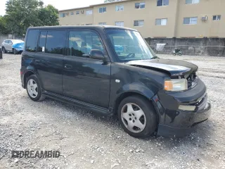 2005 Scion xB z VIN JTLKT324854000074, wystawiony jako Copart lot #52434605 z przebiegiem 480 748 mil mil oraz Szkody całkowita. Historia ofert i sprzedaży dostępna na DreamBid. Obrazek 4.