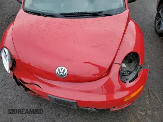 2006 Volkswagen New Beetle Coupe with VIN 3VWPW31C46M424002, listed as a Copart auction lot 43862595 with 0 mi miles and Salvage Title. Bid and sale history available at carsss.com. Image 11.