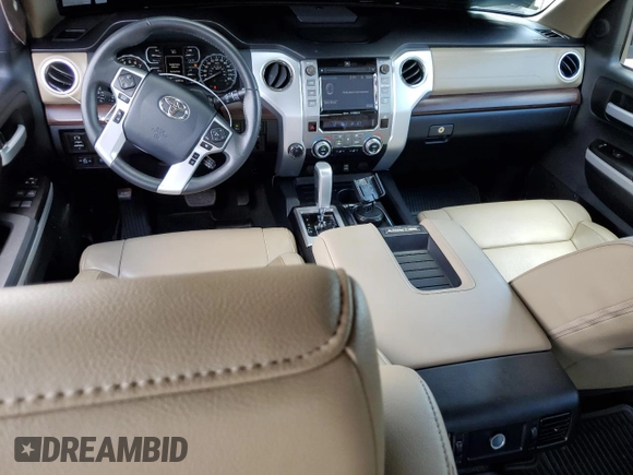 2018 Toyota Tundra SR5 z VIN 5TFHW5F17JX690045, wystawiony jako Copart lot #58222455 z przebiegiem 29 988 mil mil oraz Szkoda całkowita • Salvage title. Historia ofert i sprzedaży dostępna na DreamBid. Obrazek 8.