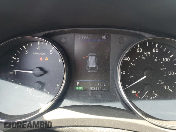 2018 Nissan Rogue SV z VIN 5N1AT2MVXJC725095, wystawiony jako Copart lot #55601775 z przebiegiem 108 581 mil mil oraz Szkoda całkowita • Salvage title. Historia ofert i sprzedaży dostępna na DreamBid. Obrazek 9.