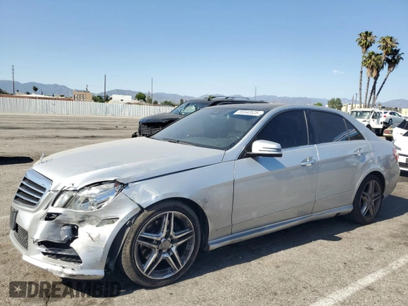 2013 Mercedes-Benz E 350 Luxury с VIN WDDHF5KB3DA755906, выставлен на аукционе Copart как лот 59340525 с пробегом 77 658 миль миль и Списание • Salvage title. История ставок и продаж доступна на DreamBid. Изображение 1.