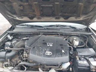 2014 Toyota Tacoma with VIN 5TFLU4EN6EX104410, listed as a IAAI auction lot 41925708 with 189,375 mi miles. Bid and sale history available at carsss.com. Image 10.