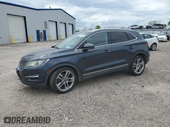 2015 Lincoln MKC z VIN 5LMTJ2AH9FUJ03616, wystawiony jako Copart lot #56681155 z przebiegiem 95 055 mil mil oraz Szkoda całkowita • Salvage title. Historia ofert i sprzedaży dostępna na DreamBid. Obrazek 1.