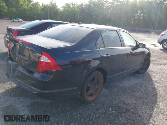 2010 Ford Fusion SE with VIN 3FAHP0HA8AR292094, listed as a IAAI auction lot 42123027 with Not Provided miles and . Bid and sale history available at carsss.com. Image 4.