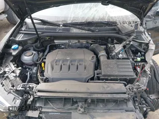 2024 Audi Q3 S line Premium Plus z VIN WA1EECF37R1154359, wystawiony jako IAAI lot #41617551 z przebiegiem 8377 mil mil oraz . Historia ofert i sprzedaży dostępna na DreamBid. Obrazek 10.