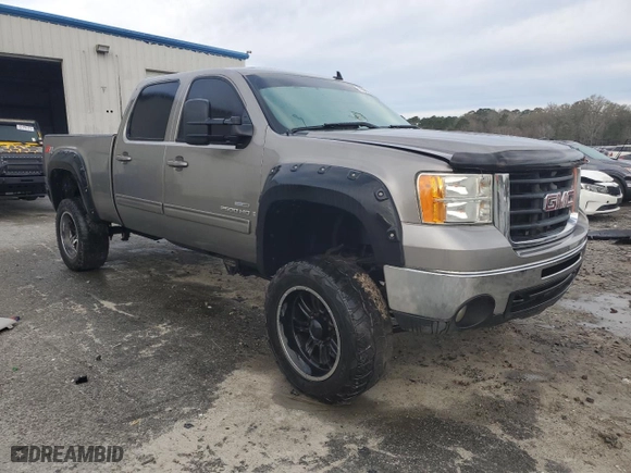 2009 GMC Sierra 2500HD SLT with VIN 1GTHK63679F154246, listed as a Copart auction lot 76985313 with 0 mi miles and Salvage Title. Bid and sale history available at carsss.com. Image 4.