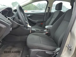 2016 Ford Focus SE z VIN 1FADP3F2XGL341167, wystawiony jako Copart lot #59042435 z przebiegiem 71 345 mil mil oraz Szkoda całkowita • Salvage title. Historia ofert i sprzedaży dostępna na DreamBid. Obrazek 7.