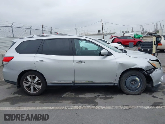 2014 Nissan Pathfinder SL with VIN 5N1AR2MN6EC726507, listed as a IAAI auction lot 42444733 with 136,280 mi miles and . Bid and sale history available at DreamBid. Image 13.