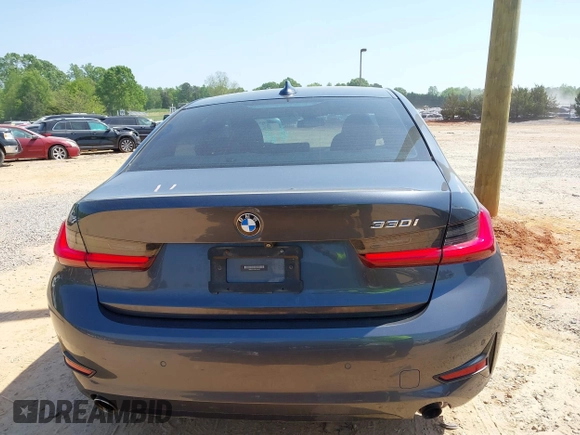 2019 BMW 3 Series 330i with VIN WBA5R1C5XKFH00567, listed as a IAAI auction lot 42076068 with 160,576 mi miles and . Bid and sale history available at DreamBid. Image 16.