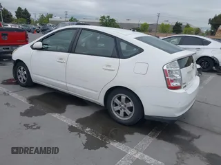2004 Toyota Prius with VIN JTDKB22U640049837, listed as a IAAI auction lot 42033704 with 160,028 mi miles and . Bid and sale history available at DreamBid. Image 3.