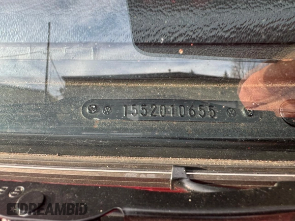 1975 Volkswagen Beetle with VIN 1552010655, listed as a Copart auction lot 52646675 with 57,107 mi miles and Clean Title. Bid and sale history available at DreamBid. Image 10.