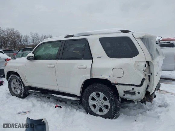 2019 Toyota 4Runner SR5 with VIN JTEBU5JRXK5680109, listed as a IAAI auction lot 41235305 with 91,470 mi miles. Bid and sale history available at carsss.com. Image 15.