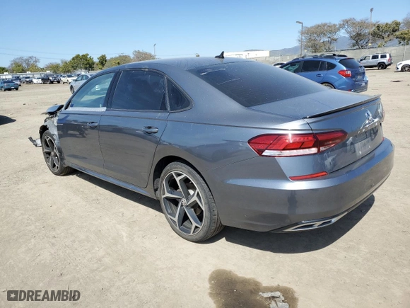 2020 Volkswagen Passat 2.0T R-Line with VIN 1VWMA7A38LC022795, listed as a Copart auction lot 47684733 with 28,917 mi miles. Bid and sale history available at carsss.com. Image 2.