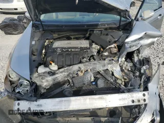 2008 Acura RL with VIN JH4KB16588C000526, listed as a Copart auction lot 71908554 with 181,038 mi miles and Salvage Title. Bid and sale history available at DreamBid. Image 12.