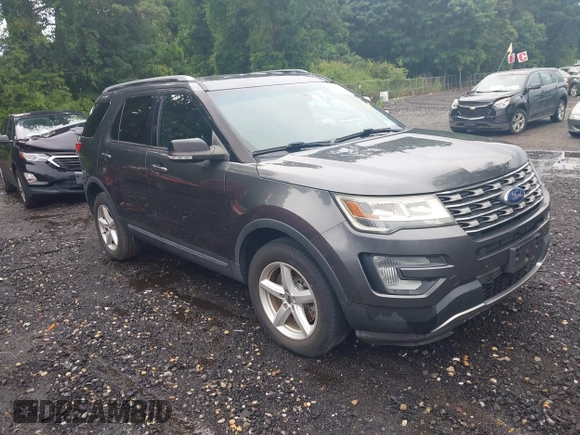 2017 Ford Explorer XLT с VIN 1FM5K8D82HGA39945, выставлен на аукционе IAAI как лот 42610326 с пробегом 9 350 миль миль и . История ставок и продаж доступна на DreamBid. Изображение 1.