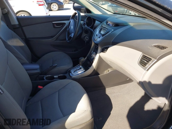 2011 Hyundai Elantra Limited с VIN 5NPDH4AE7BH053067, выставлен на аукционе IAAI как лот 41679315 с пробегом 148 961 миль миль и . История ставок и продаж доступна на DreamBid. Изображение 5.