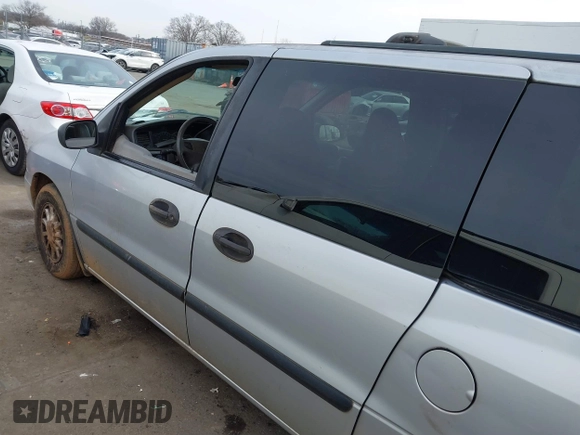2002 Ford Windstar LX z VIN 2FMZA51482BA86819, wystawiony jako IAAI lot #41395576 z przebiegiem 115 762 mil mil oraz . Historia ofert i sprzedaży dostępna na DreamBid. Obrazek 14.