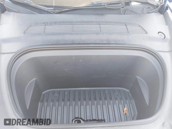 2023 Tesla Model Y Performance with VIN 7SAYGDEF9PF582908, listed as a IAAI auction lot 41930957 with 52,857 mi miles and . Bid and sale history available at DreamBid. Image 10.