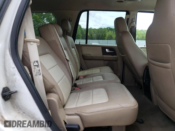 2004 Ford Expedition Eddie Bauer z VIN 1FMRU17W74LA68372, wystawiony jako Copart lot #56393515 z przebiegiem 220 044 mil mil oraz Szkoda całkowita • Salvage title. Historia ofert i sprzedaży dostępna na DreamBid. Obrazek 11.