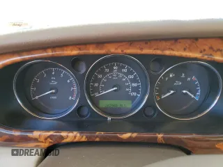 2006 Jaguar XJ with VIN SAJWA79B56SH01865, listed as a Copart auction lot 42511925 with 262,968 mi miles and Salvage Title. Bid and sale history available at carsss.com. Image 9.