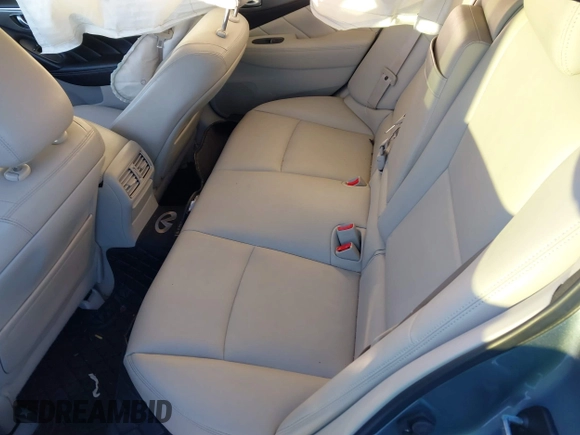 2017 Infiniti Q50 3.0t Premium with VIN JN1EV7AR0HM838534, listed as a IAAI auction lot 41625322 with 130,090 mi miles. Bid and sale history available at carsss.com. Image 8.